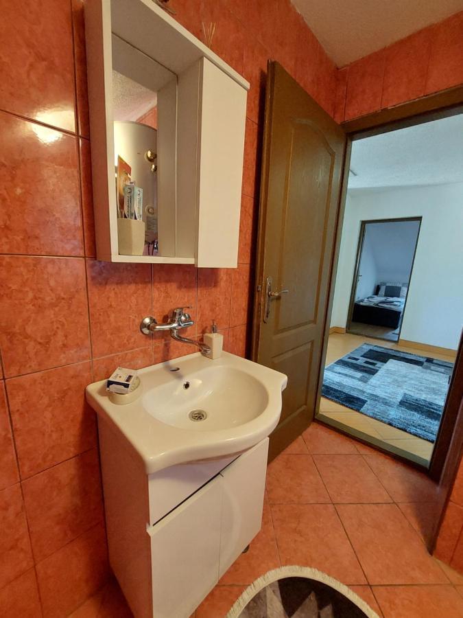 Apartment Em 2 Tuzla Eksteriør billede